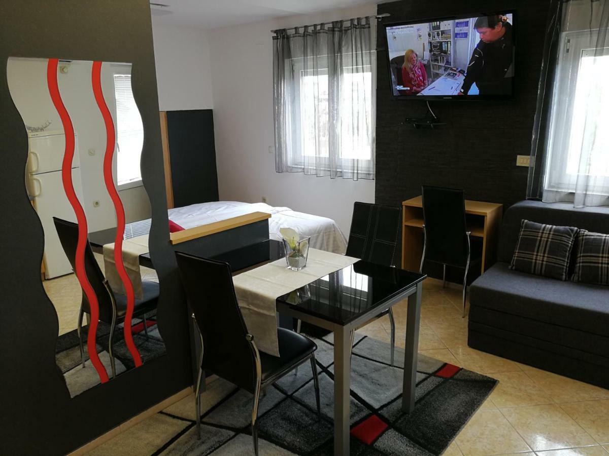 מאקרסקה Palladium City Center Apartments מראה חיצוני תמונה